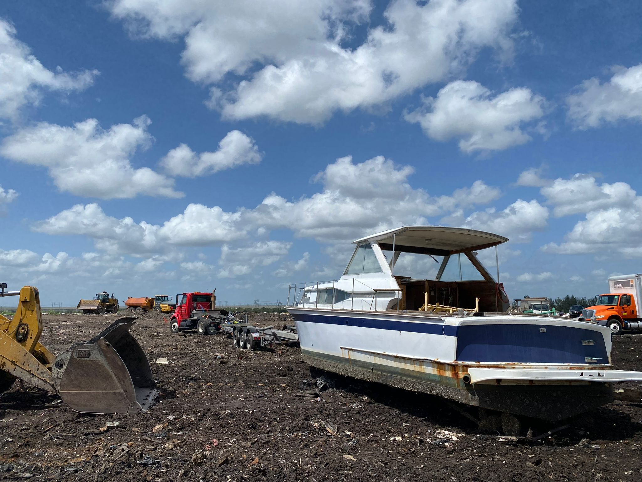 The BoatUS Foundation “Turning the Tide Online” virtual summit, Feb. 25-27, hopes to seek out more sustainable boating-related waste stream solutions, such as finding better solutions for end-of-life and derelict fiberglass boats.